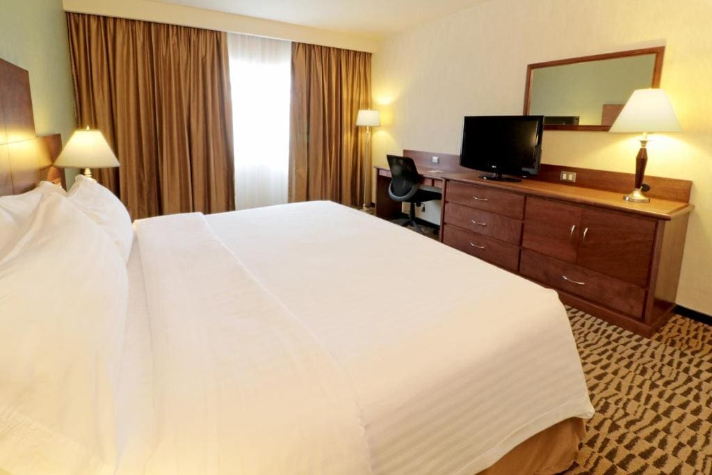 Standard King Room room - Image 1