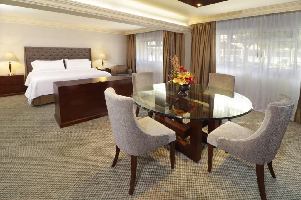 King Suite room - Image 3