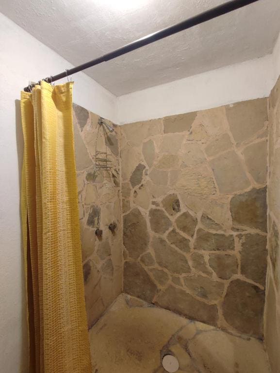 Double Room with Private Bathroom room - Image 1