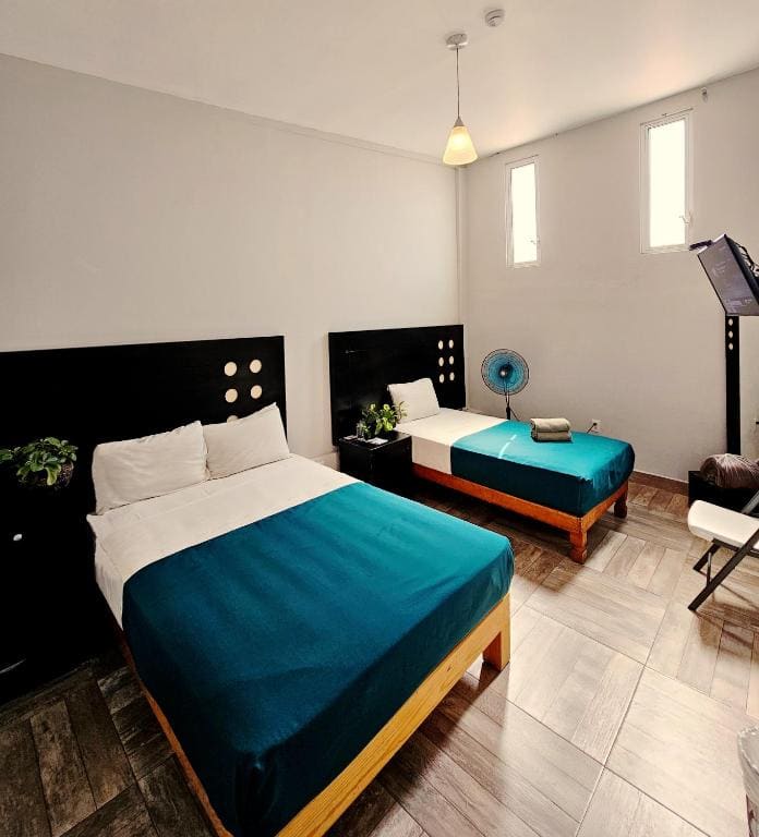 Superior Twin Room room - Image 1