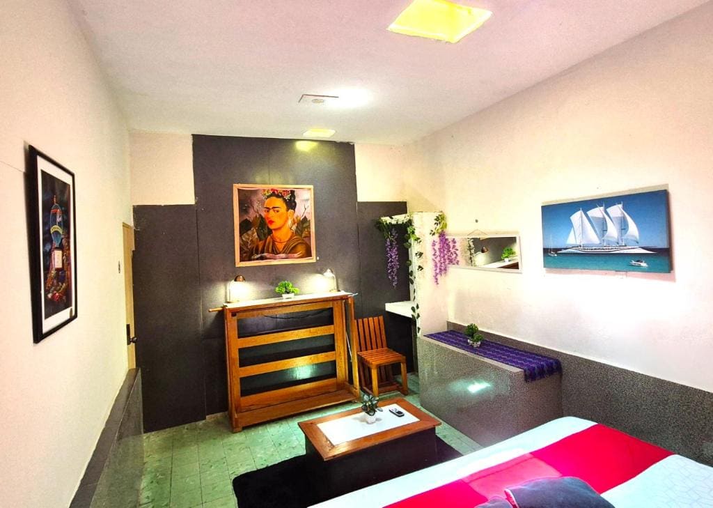 Standard King Room room - Image 3