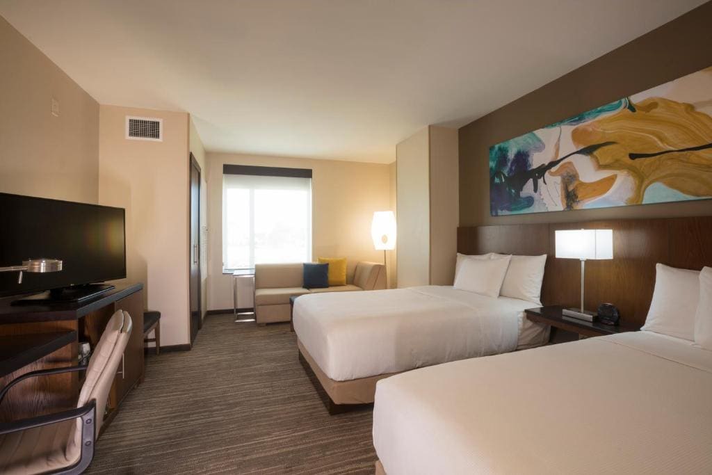 Double Room with Sofa Bed room - Image 1