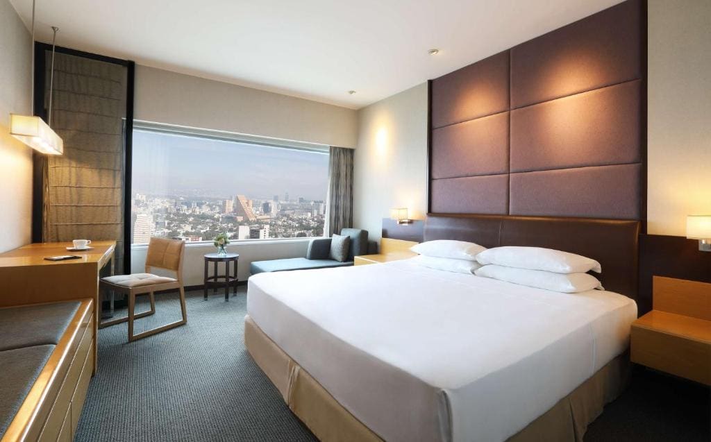Regency Club King Room room - Image 3