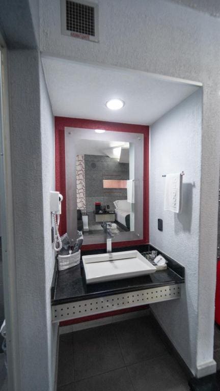 Standard Room room - Image 2