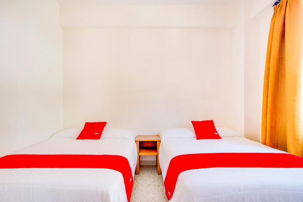 Standard Two Beds room - Image 2