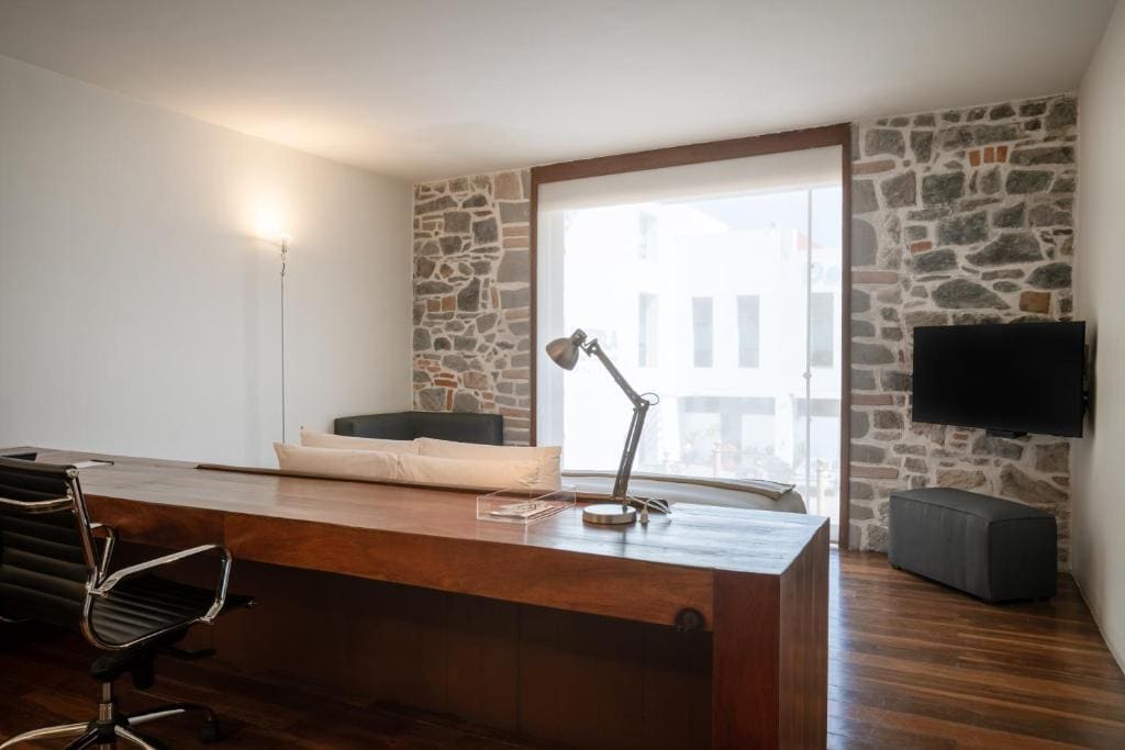 Corner Suite room - Image 2