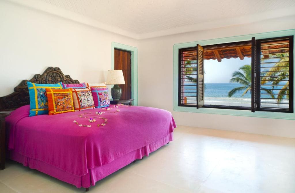 Ocean Front Suite room - Image 1