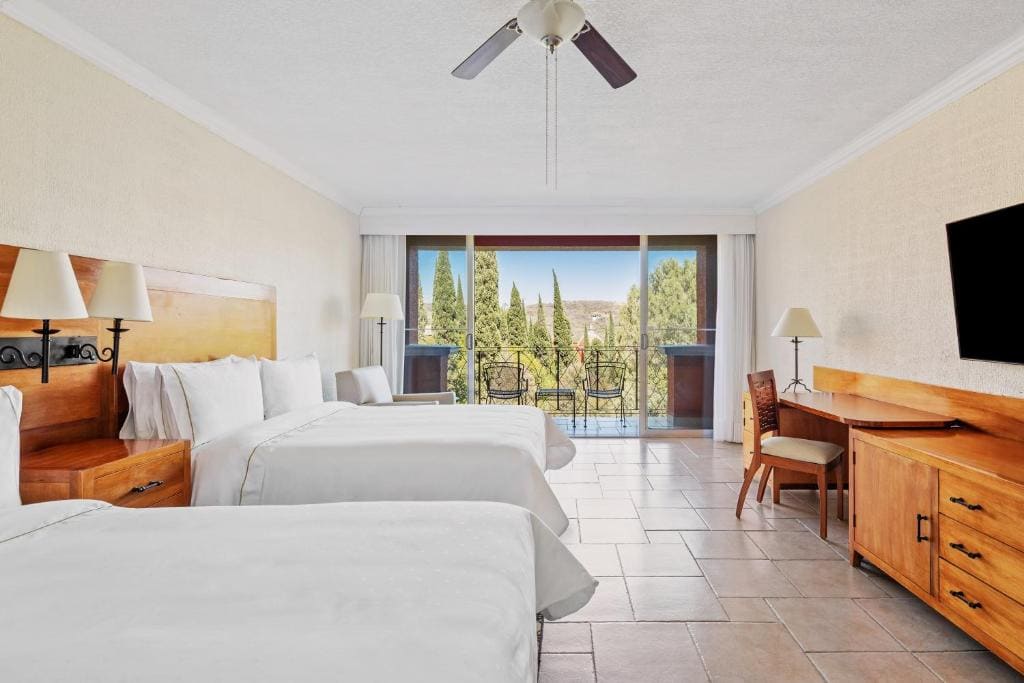 Mountain View, 2 Queen room - Image 1