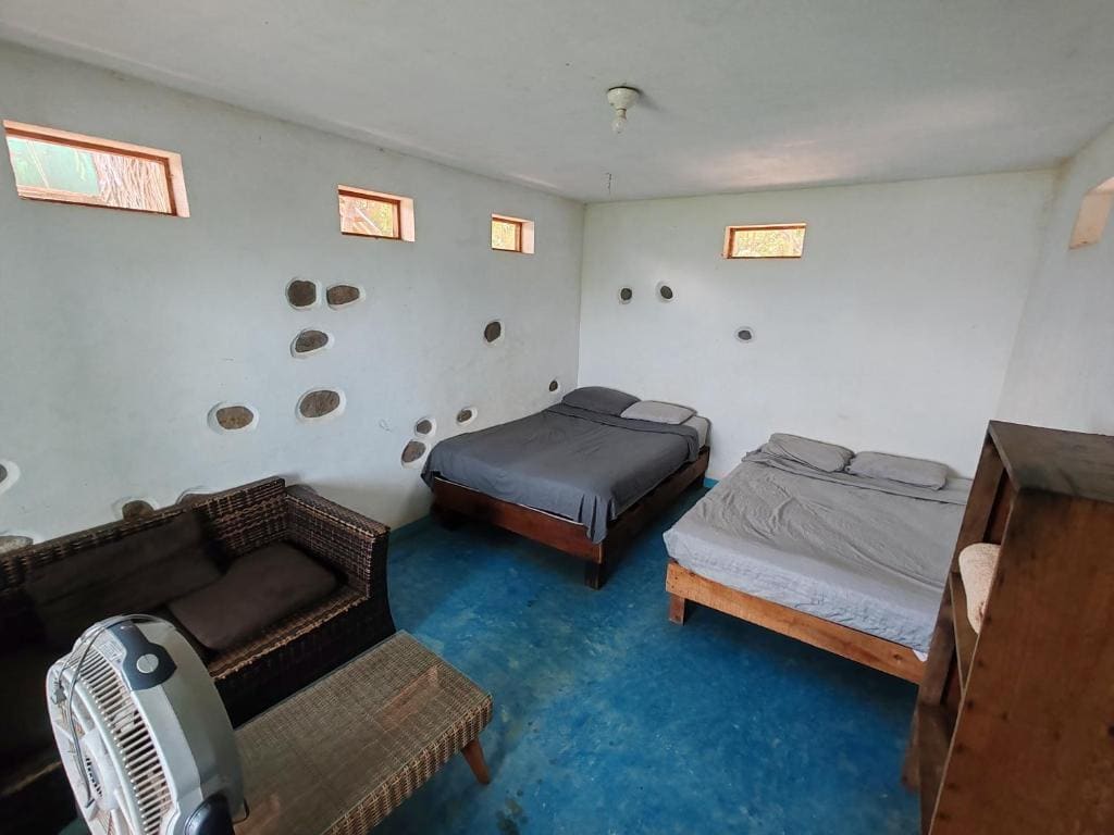 Family Room room - Image 1