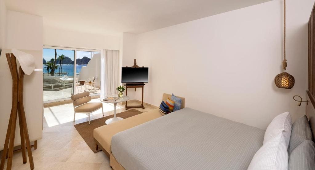 Extra ME+ Junior Suite with Terrace room - Image 2