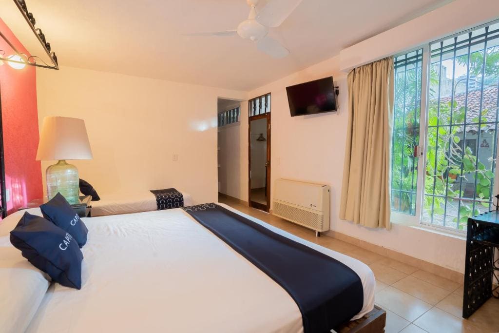 Superior Triple Room room - Image 1