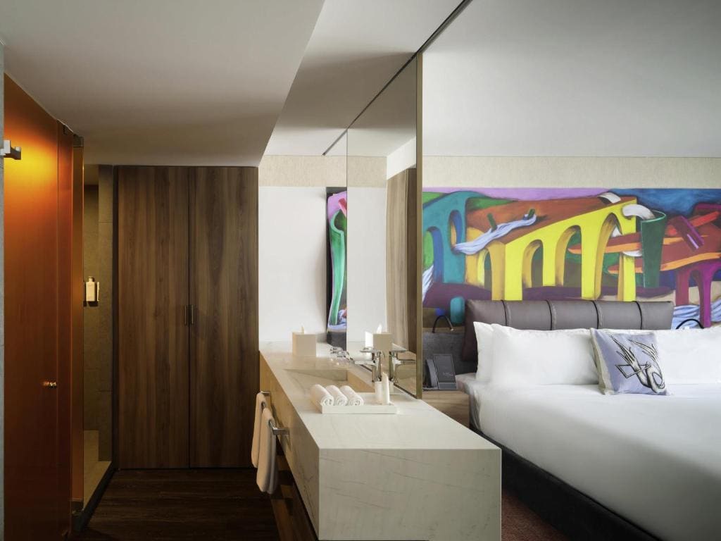 King Suite with Terrace room - Image 2