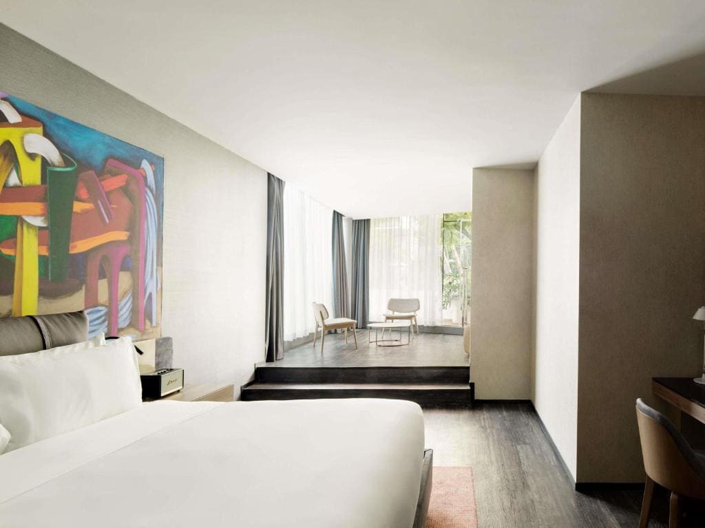 Mondrian King Suite with Terrace room - Image 2