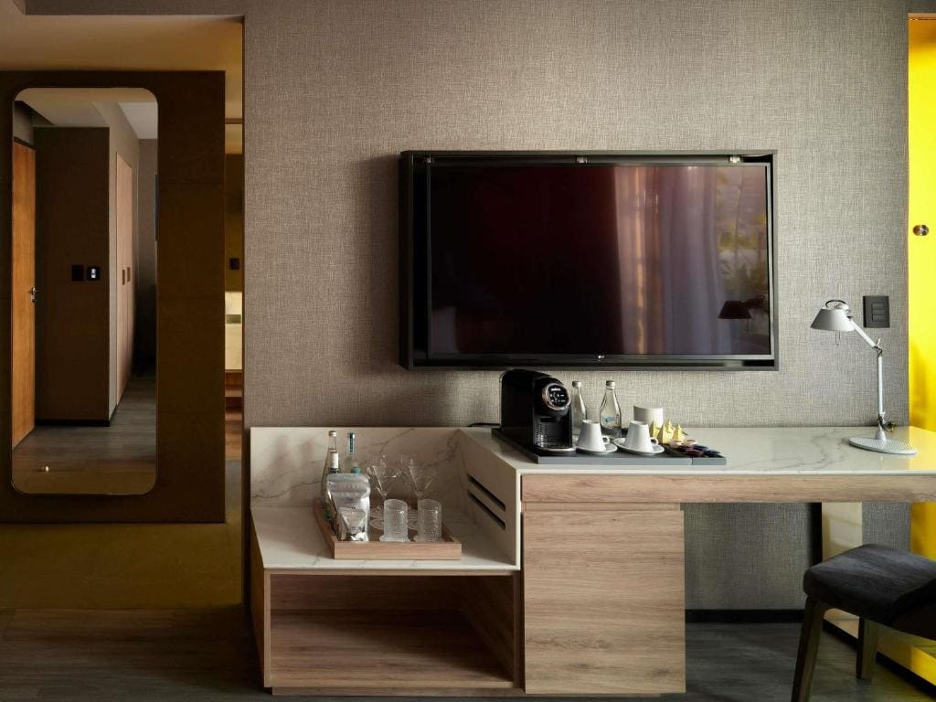 Superior King Suite with Terrace room - Image 1