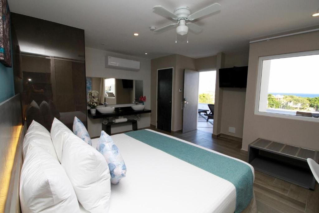 King Room with Sea View room - Image 2
