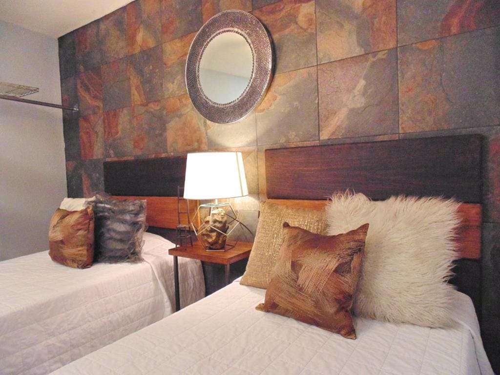 Standard Twin Room room - Image 2