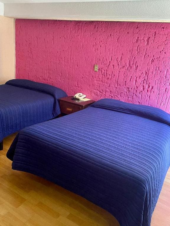 Double Room with Two Double Beds room - Image 2