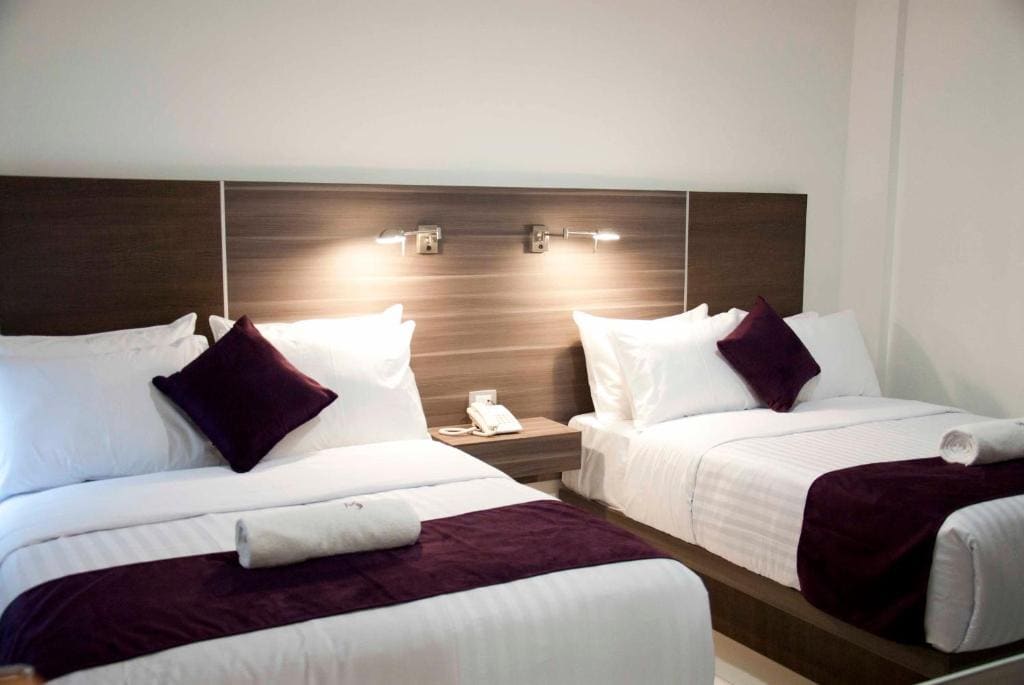 Double Room with Two Double Beds room - Image 3