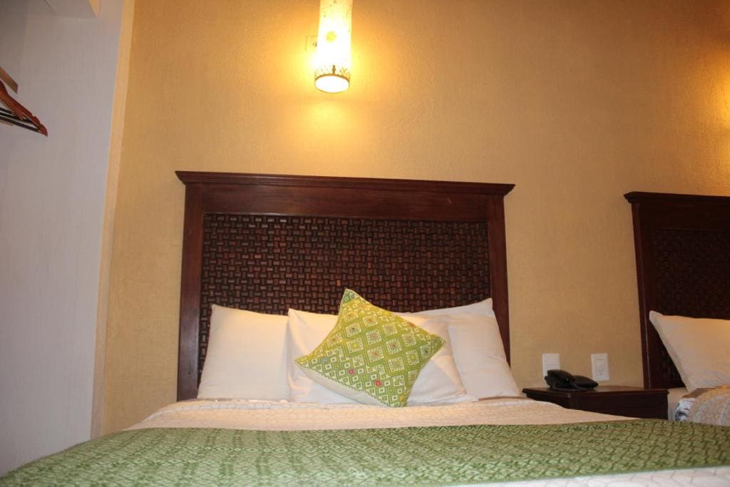 Family Room room - Image 2