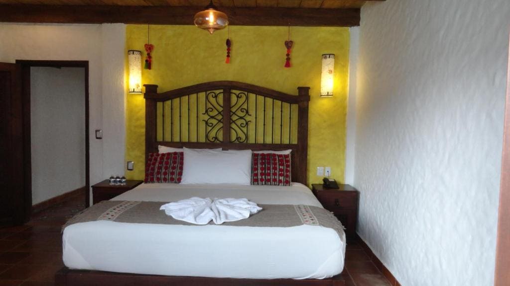 Triple Room with Mountain View room - Image 3