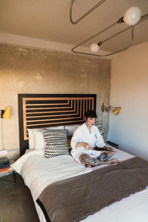 Suite with City View room - Image 2