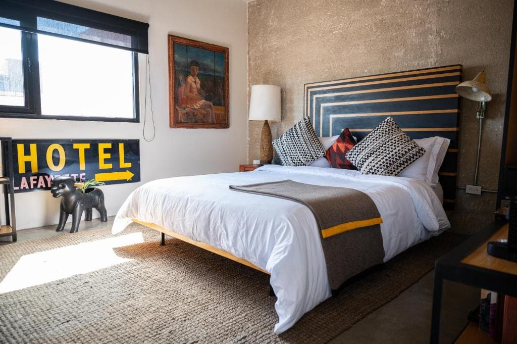 Deluxe Suite room - Image 2