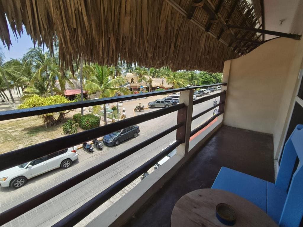 Studio Apartment with Sea View room - Image 2