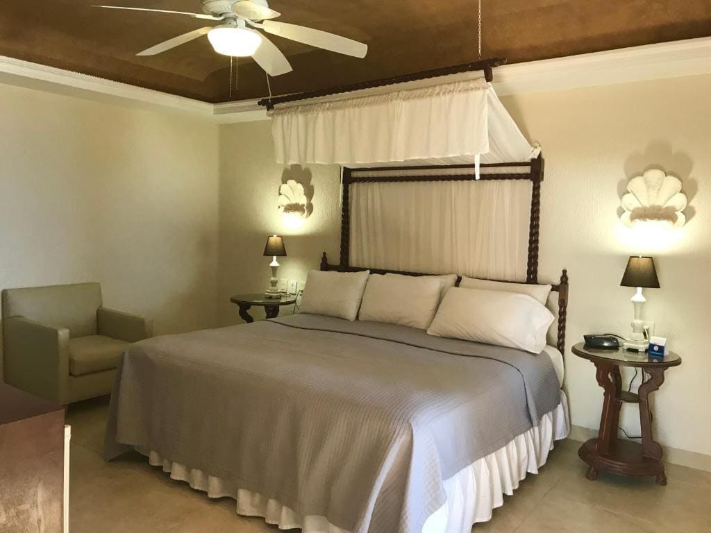 King Room with Ocean View room - Image 1
