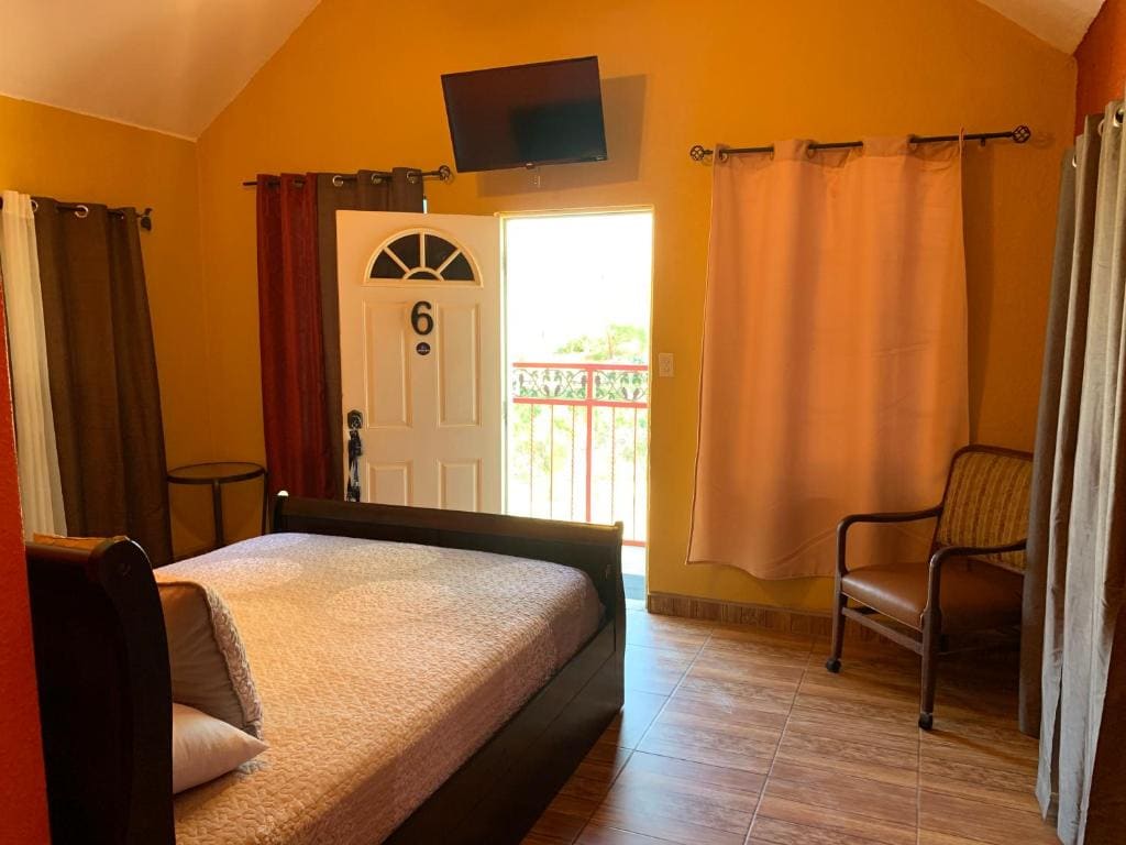 Standard Queen Room room - Image 2