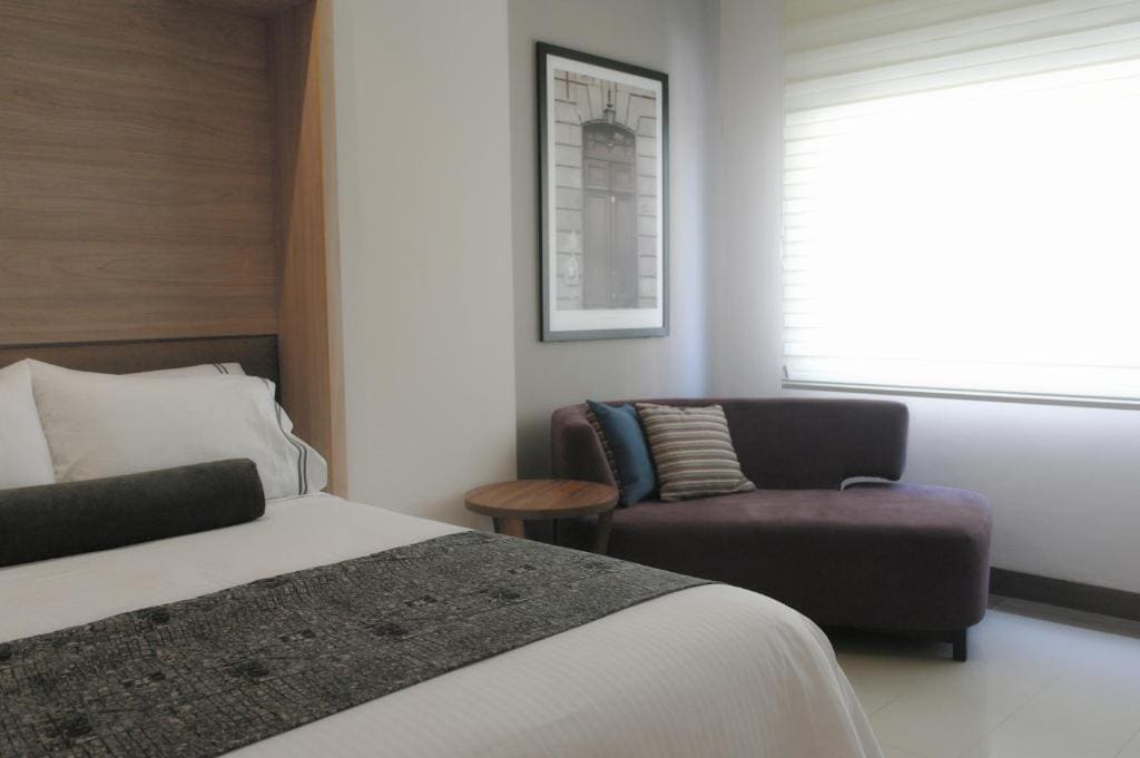 Standard King Room room - Image 3