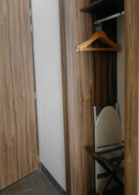 Standard King Room room - Image 2