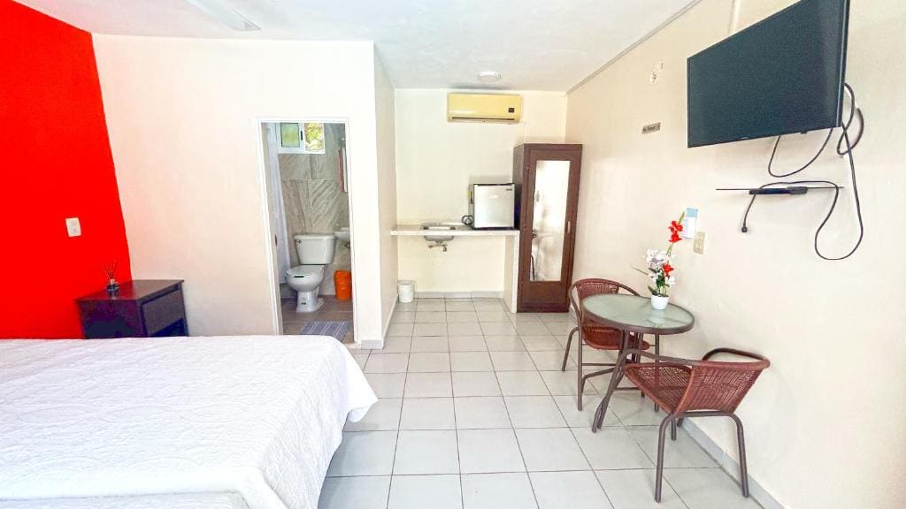 Economy Double Room room - Image 2