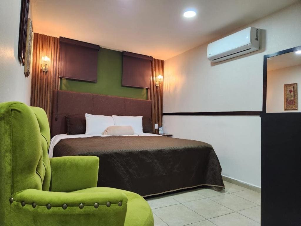 King Room room - Image 1