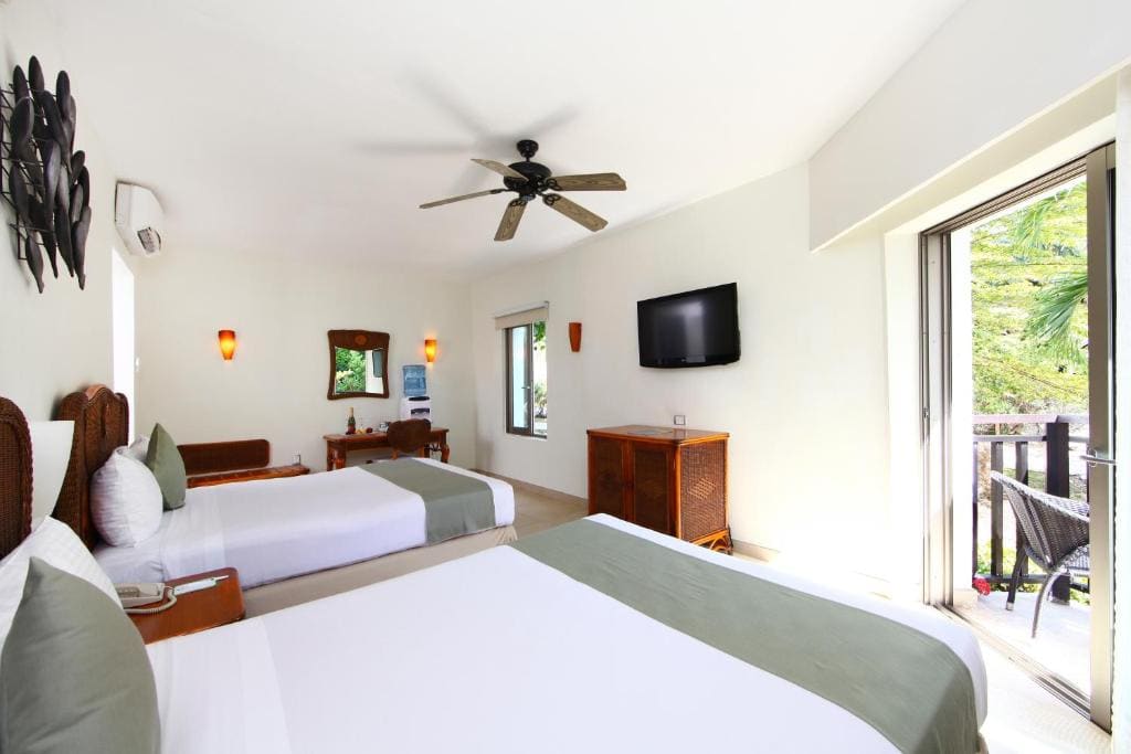 Select Club Superior Adults Only room - Image 3