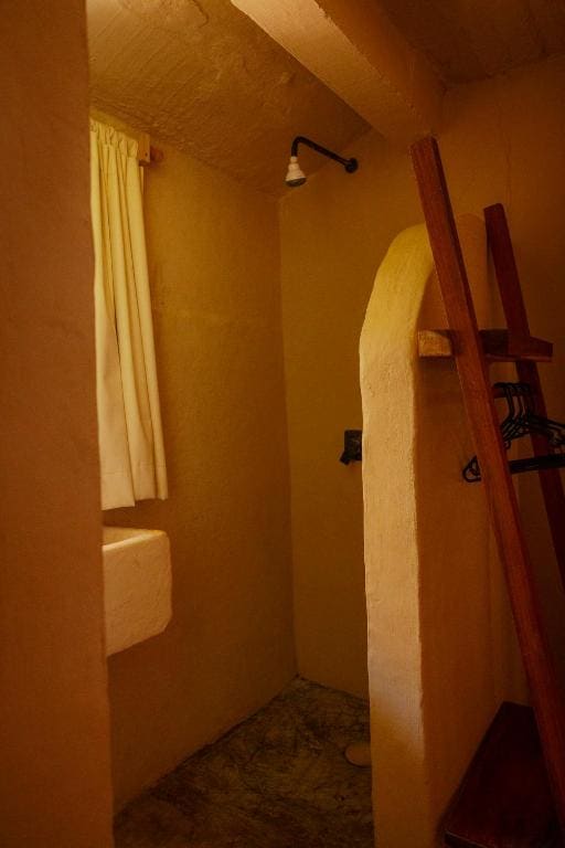 Standard King Room room - Image 2