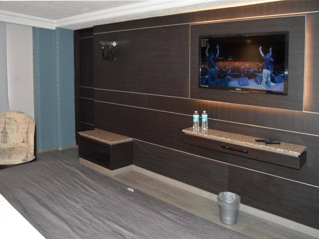 Superior King Room room - Image 2