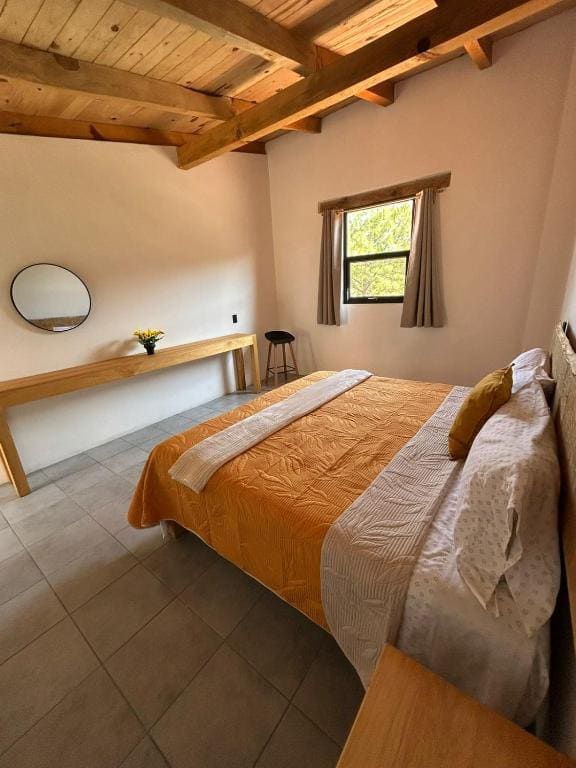 Double Room with Private Bathroom room - Image 3
