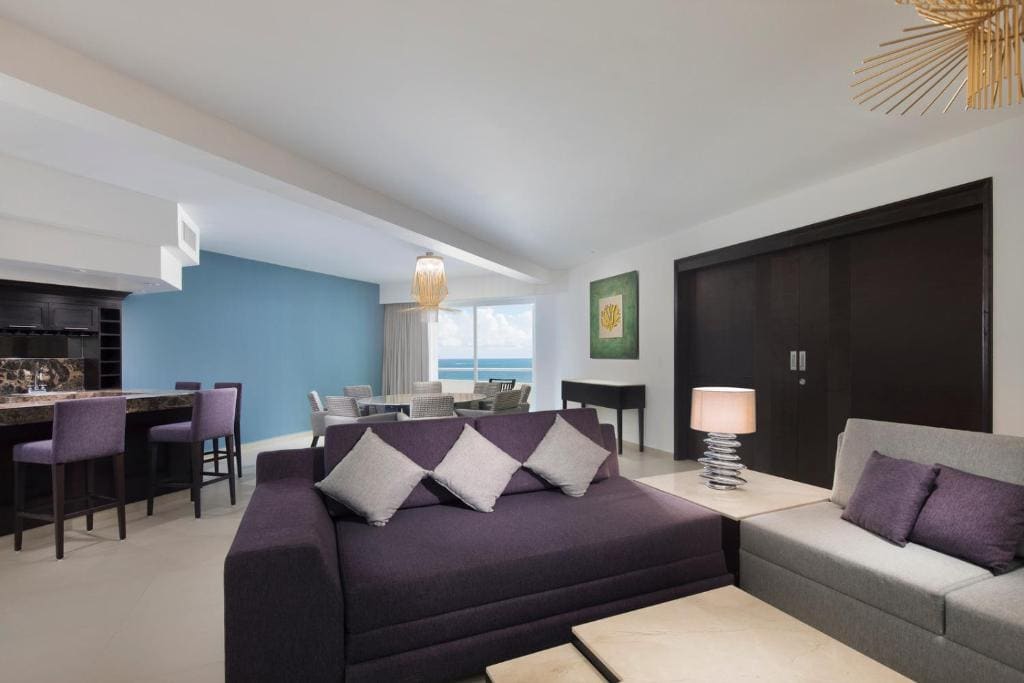 Platinum Two-Bedroom Suite room - Image 1