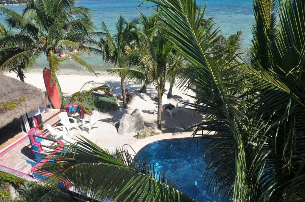 One Bedroom Apartment with Sea View room - Image 3