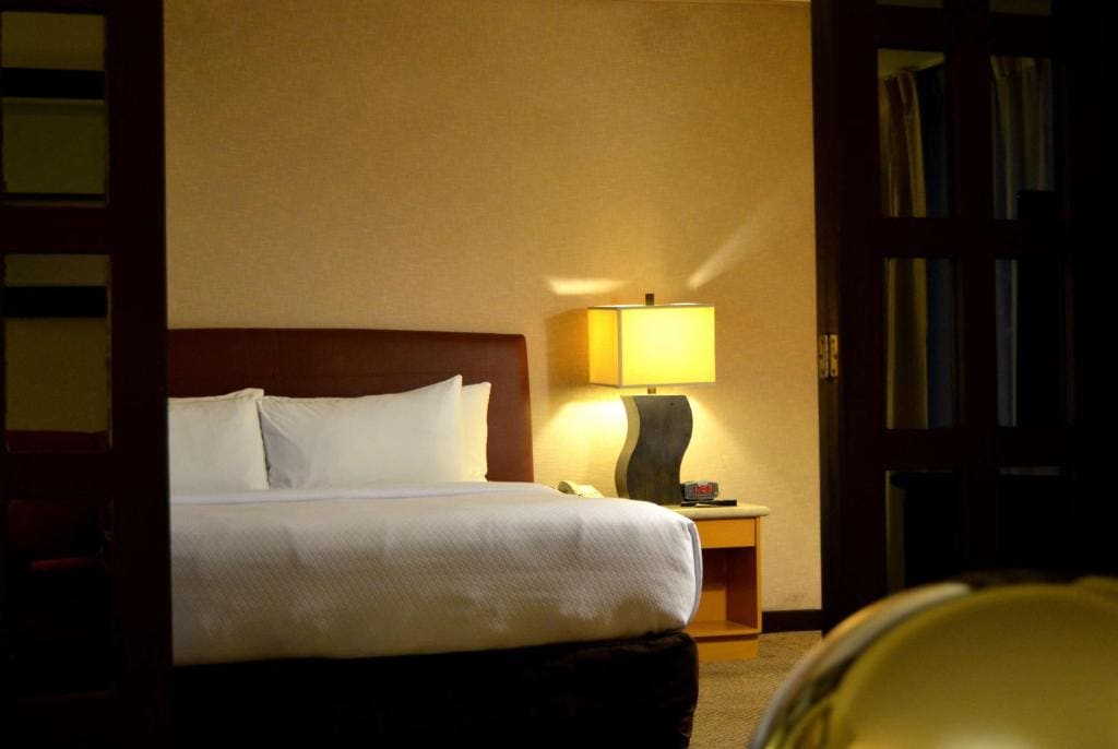 Junior King Suite - Non-Smoking room - Image 1
