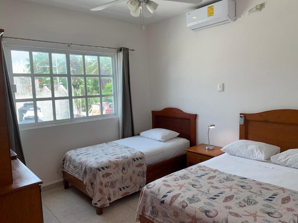 Standard Twin Room room - Image 2