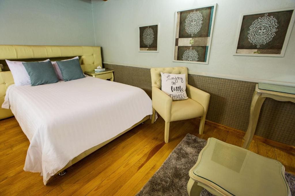 Master Suite room - Image 1