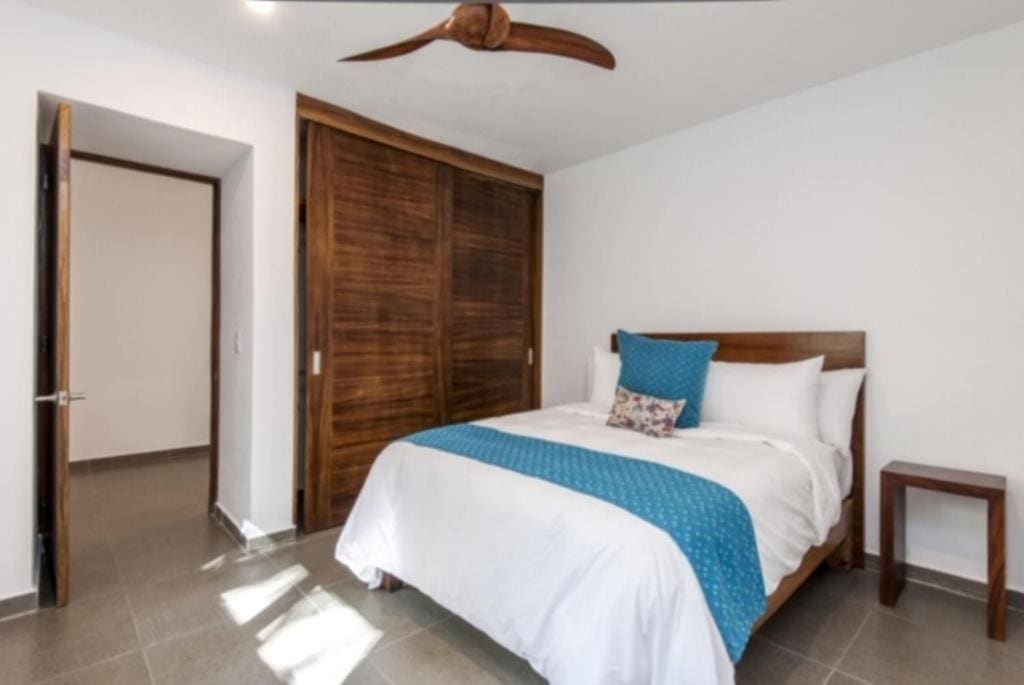 Executive Suite room - Image 2