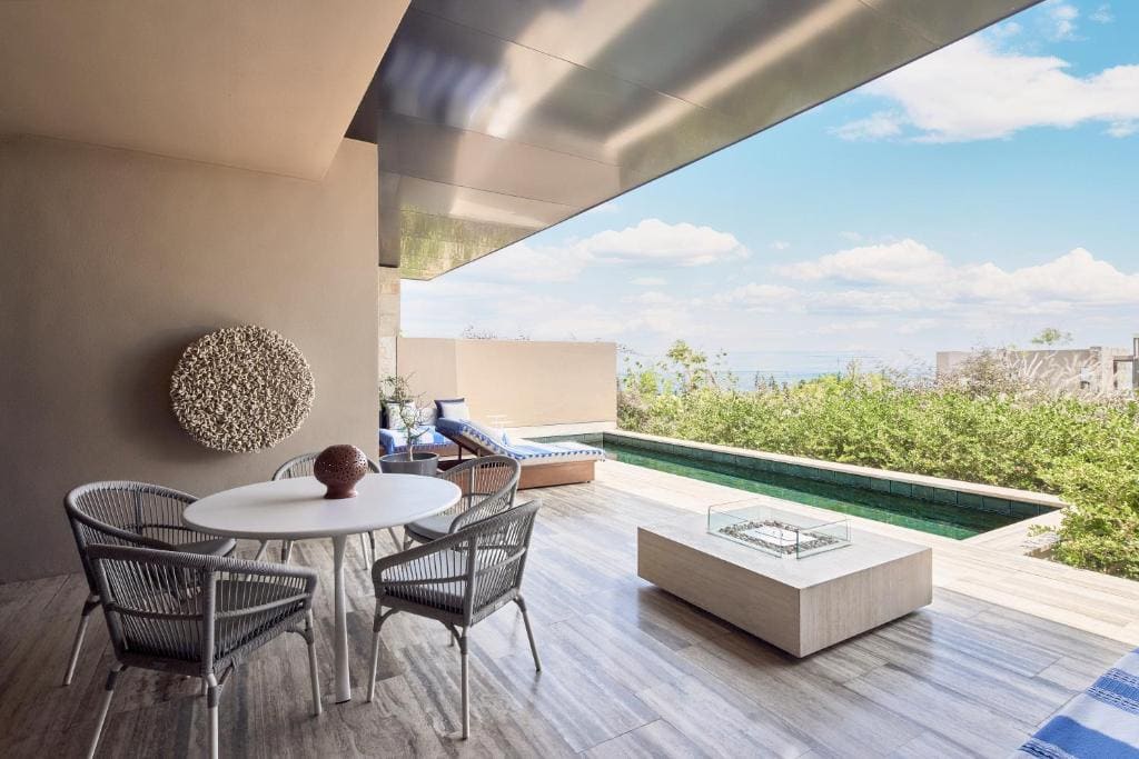 Cortes Resort View, 1 Bedroom Suite, 1 King, Sofa bed, Ground floor, Private pool, Terrace room - Image 2