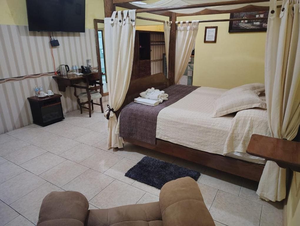 Master Suite room - Image 2