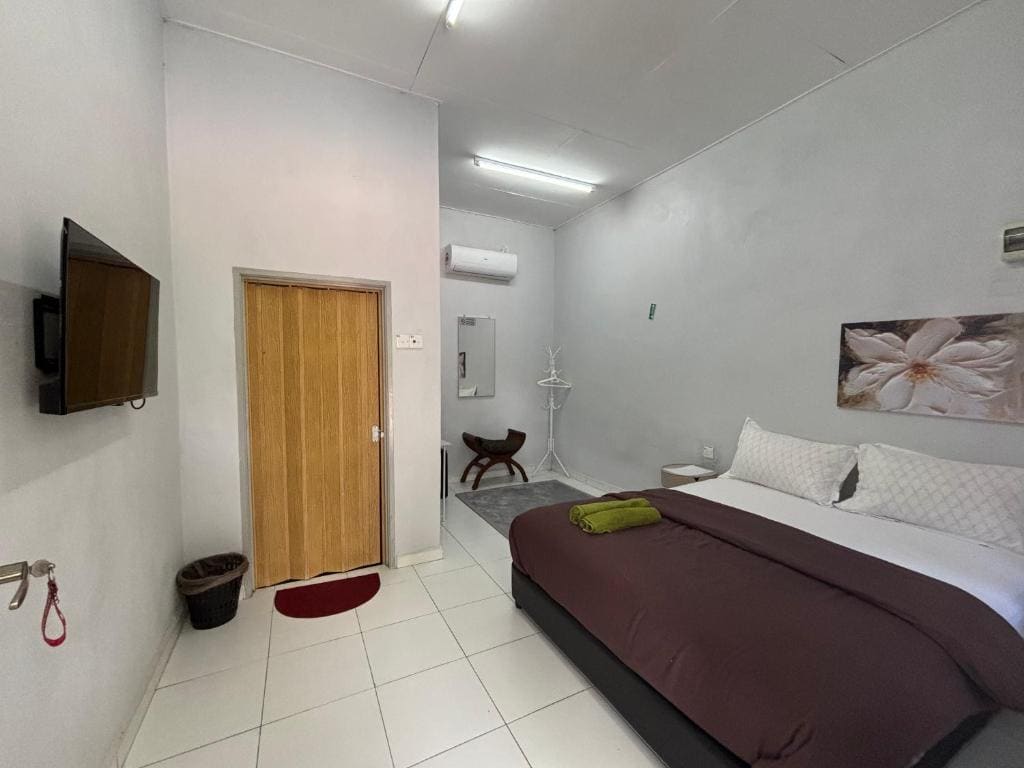 Standard Queen Room room - Image 1