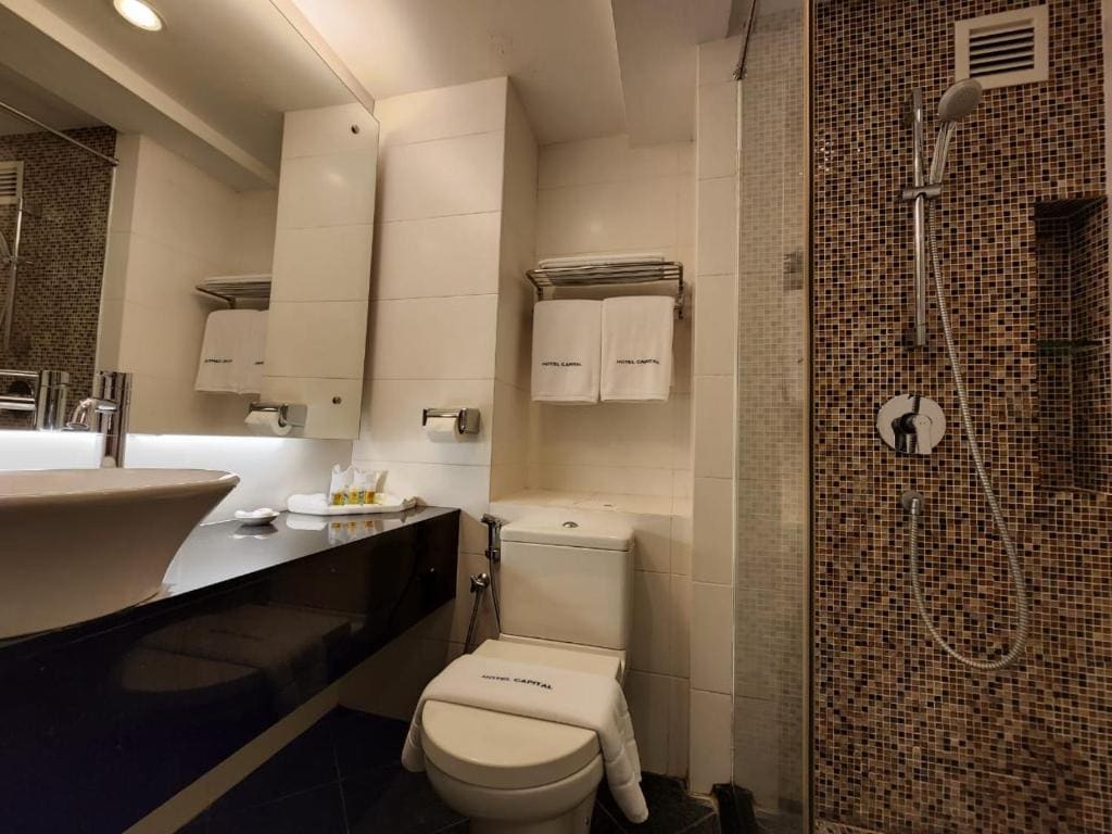 Standard Twin Room room - Image 2