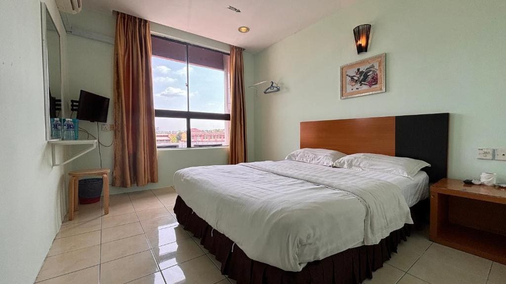Superior Queen Room room - Image 2