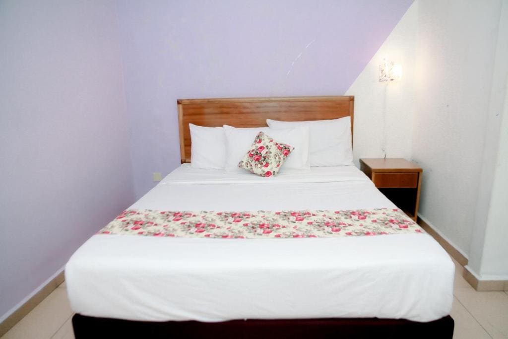 Standard Queen Room room - Image 3