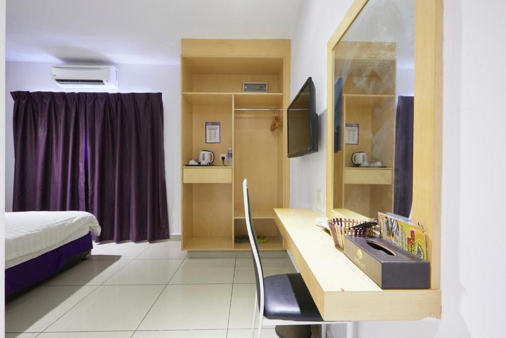Standard Queen Room room - Image 3